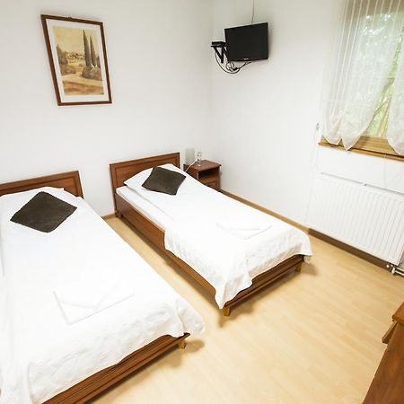 Motel Te Klimaty Czeladz Exterior photo